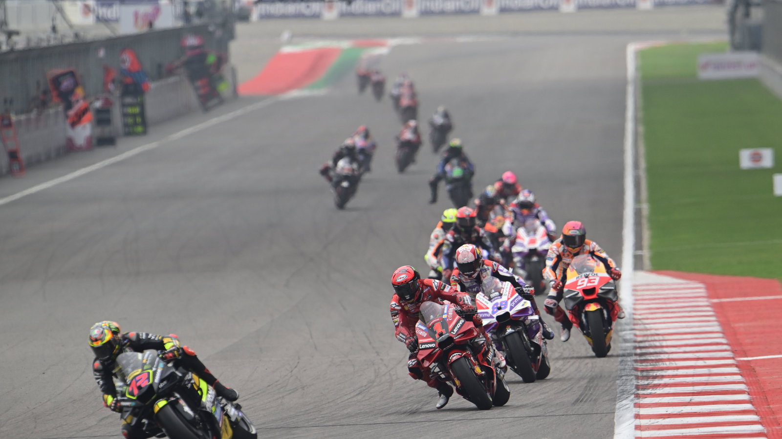 Marco Bezzecchi leads 2023 MotoGP Indian Grand Prix. - Gold and Goose.
